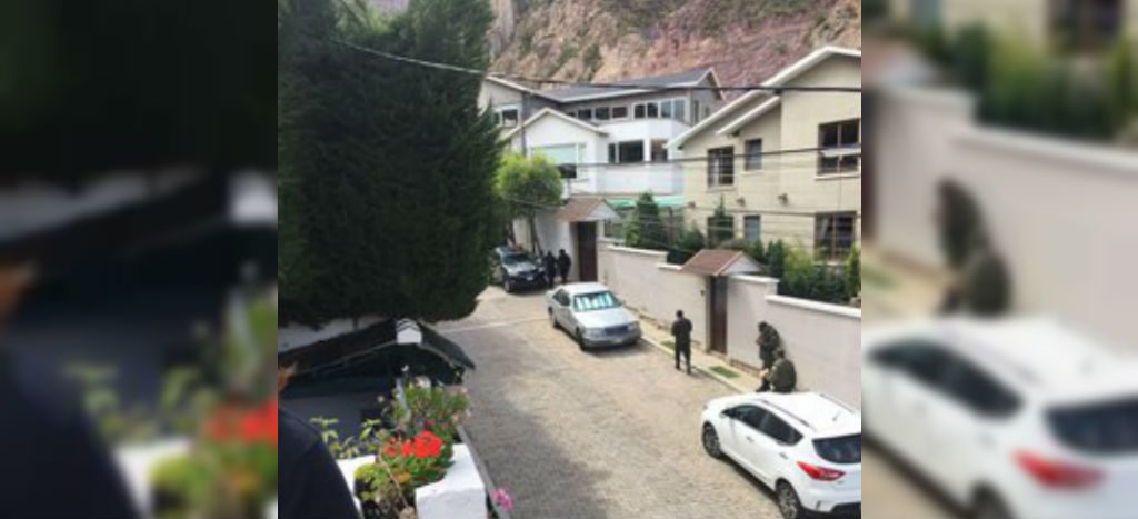 Fue visita de cortesía, confirma España y refuta a Bolivia: no hubo intento de ayuda a asilados