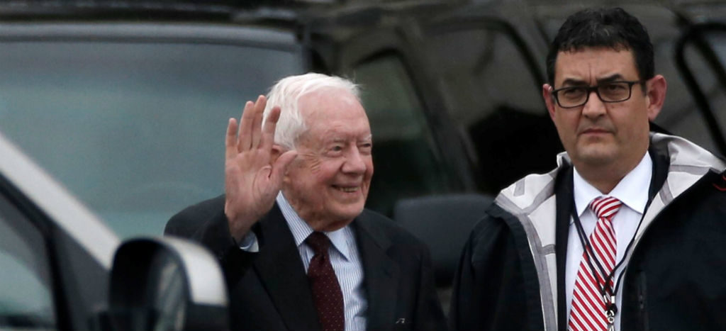 Jimmy Carter, hospitalizado por infección urinaria