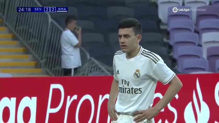 José Reyes le dedica su gol a su padre, el fallecido Jose Antonio Reyes José Reyes le dedica su gol a su padre, el fallecido Jose Antonio Reyes