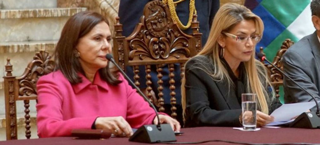 Relación entre México y Bolivia sólo es simbólica: Meyer en Mesa Política