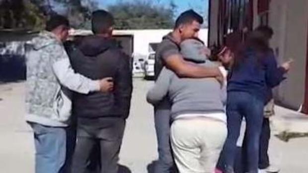 Testigos relatan el horror del sangriento tiroteo en México