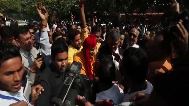 [TLMD - NATL] Hindúes ganan la batalla legal por el lugar sagrado de Ayodhya