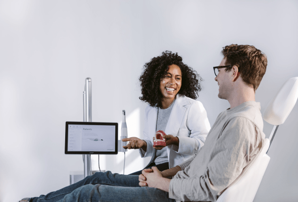 Uniform Teeth recauda $ 10 millones para sus operaciones de enderezado de dientes