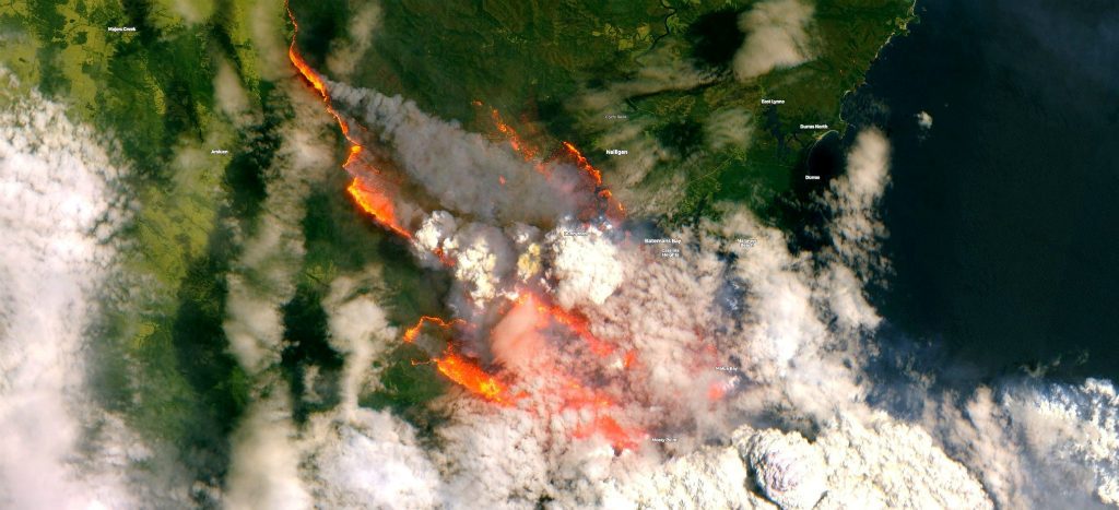 Incendios fuera de control amenazan Australia