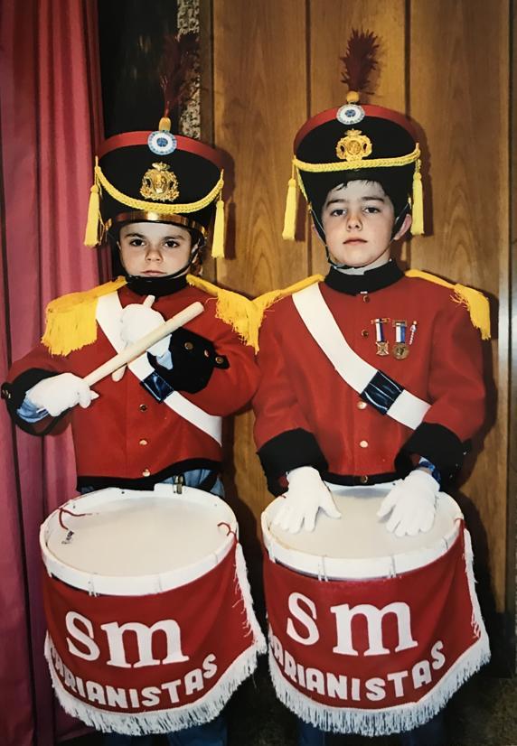 Luca Sangalli, junto a Álvaro Odriozola, de niños en Marianistas