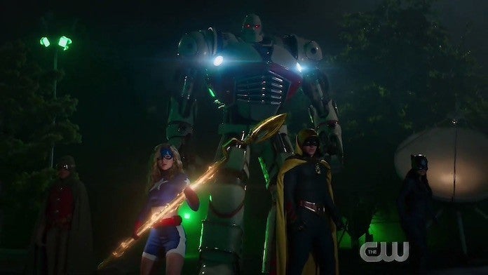 stargirl-justicia-sociedad-crisis stargirl-justicia-sociedad-crisis