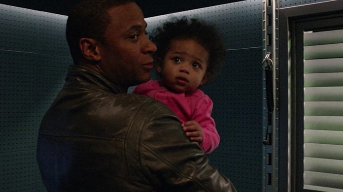 bebé sara flecha diggle el cw bebé sara flecha diggle el cw