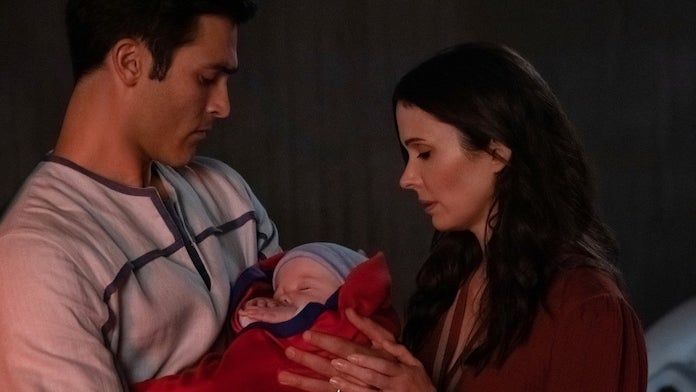 superman-y-lois-jonathan-kent-superboy-crisis-infinite-earths superman-y-lois-jonathan-kent-superboy-crisis-infinite-earths