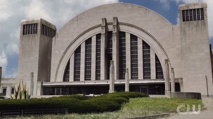 crisis-en-infinitas-tierras-salón-de-justicia crisis-en-infinitas-tierras-salón-de-justicia