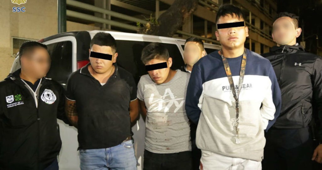 Banda de roba autos ofrecía autos baratos, luego asaltaban a interesados, se dedicaban al robo