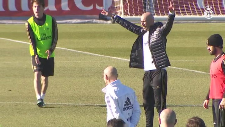 El Real Madrid se entrena antes de viajar a Arabia Saudí El Real Madrid se entrena antes de viajar a Arabia Saudí