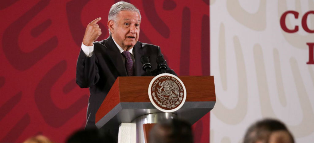 De 110 contratos entregados con la Reforma Energética, solo uno ya produce petróleo: AMLO