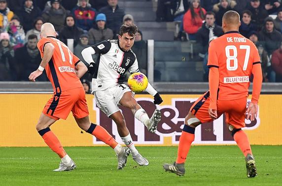 El disparo de Dybala que significó el 3-0