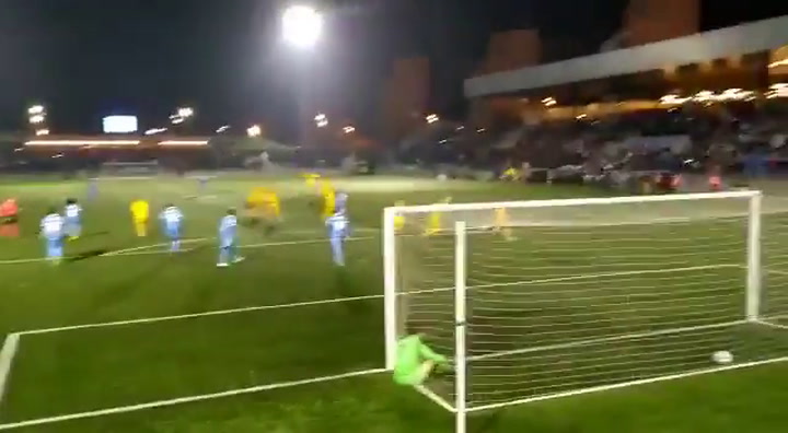 Con este golazo sentenció el Badalona la eliminatoria ante el Getafe Con este golazo sentenció el Badalona la eliminatoria ante el Getafe