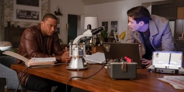 El cameo de Diggle en The Flash no hará referencia a Green Lantern Tease