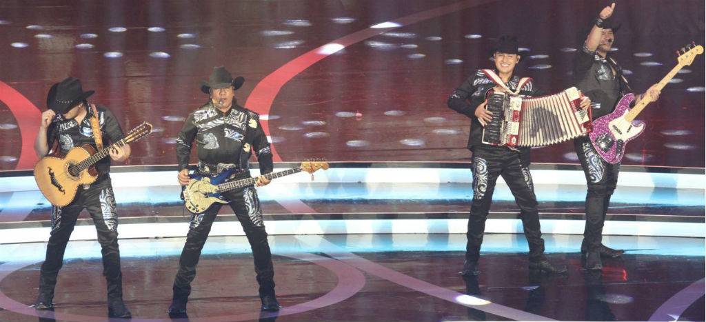 Otra vez, asaltan autobús de Bronco sobre carretera hacia Guanajuato