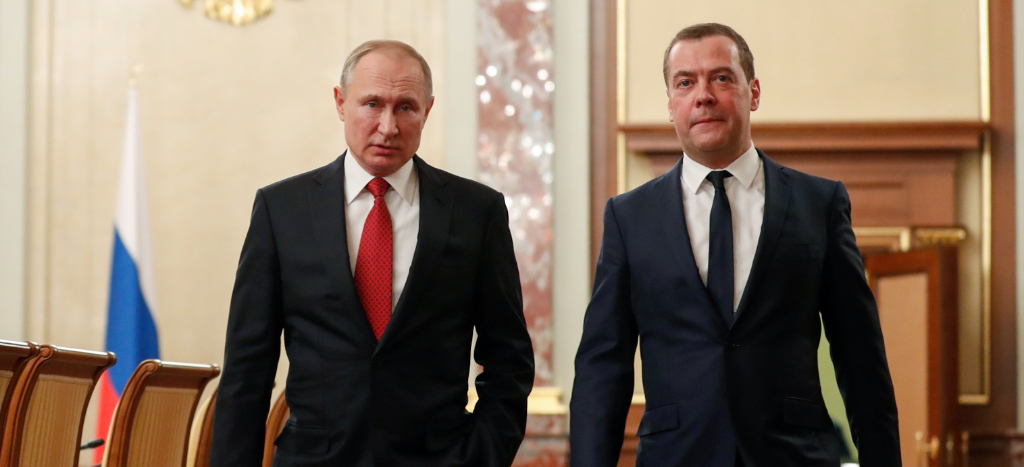 Primer ministro ruso renuncia tras cambios de Putin a la constitución