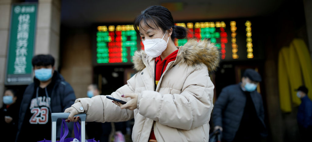 Rusia cierra fronteras con China para prevenir propagación del coronavirus