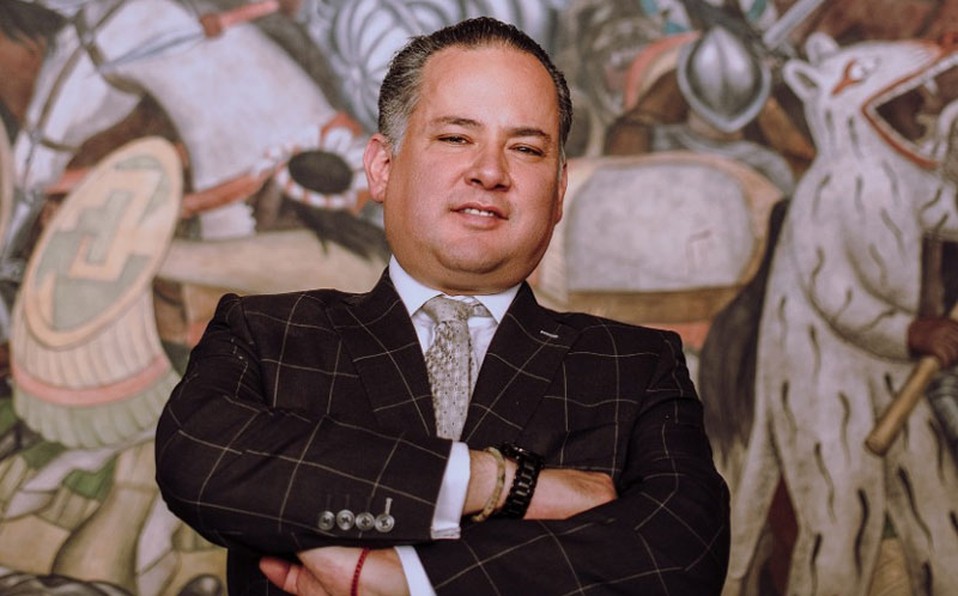 Santiago Nieto narra cómo se suma a campaña de AMLO: “Sin haber hablado con él, Ebrard me subió a templete en un mitin”