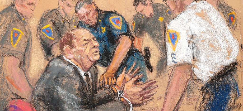 Hospitalizan a Weinstein por dolor en el pecho tras condena