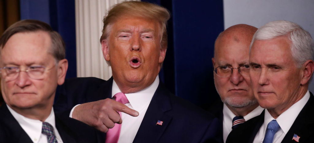 Trump asigna a Pence para abordar brote de coronavirus; ‘el riesgo es muy bajo’, insiste