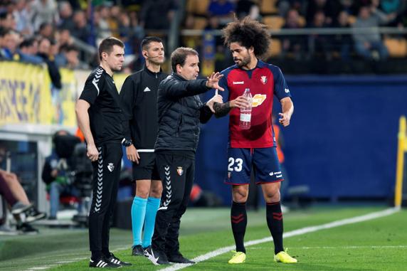 Jagoba Arrasate, dando indicaciones a Aridane