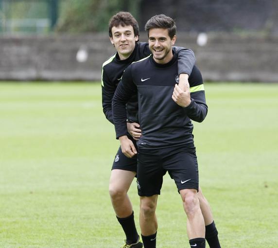 Rubén Pardo y Javi Ros, en la Real Sociedad.