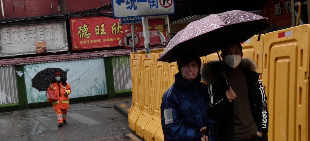 Brote de coronavirus “se está haciendo más grande”: OMS; advierte propagación mundial