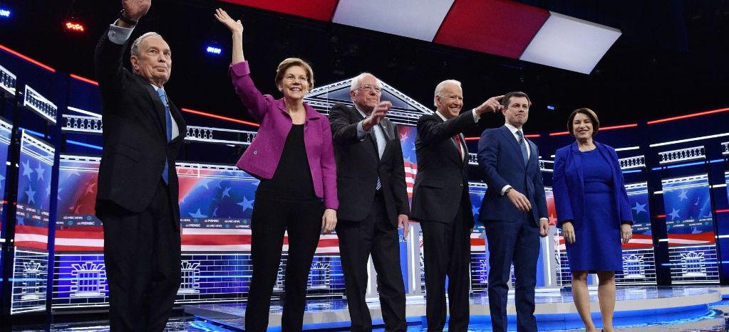 Con duros ataques debatieron aspirantes a candidatura demócrata de EU