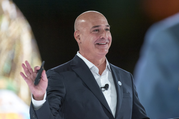 El co-CEO de Salesforce, Keith Block, renuncia