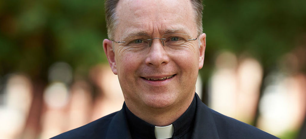 Eligen a sacerdote estadounidense como nuevo director general de los Legionarios de Cristo