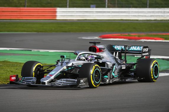 Hamilton, probando el W11 en el 'filming day' de Mercedes en Silverstone