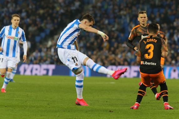 Januzaj anotó el tercer tanto de la Real de este soberbio zurdazo lejano