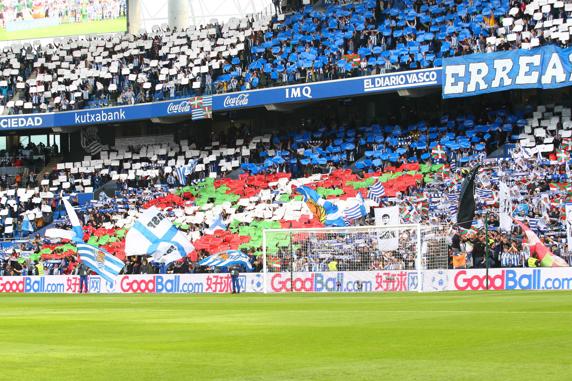 La afición de la Real ya se volcó con el equipo el pasado domingo en el derbi