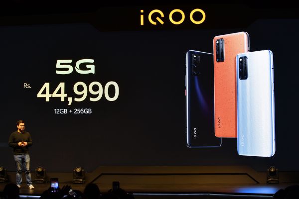 Las empresas chinas se apresuran a traer teléfonos inteligentes 5G a la India