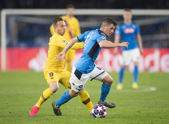 Arthur completó unos buenos minutos ante el Nápoles