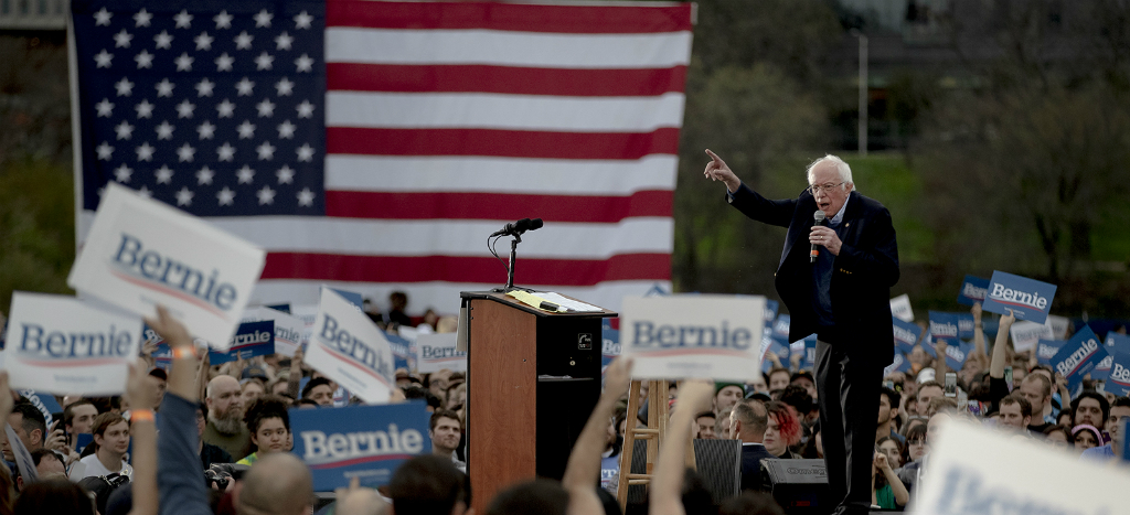 Sanders defiende a Fidel Castro; demócratas y republicanos lo critican