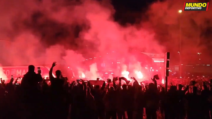 ¡Échale huevos, Atleti, échale....! Los colchoneros calientan el duelo con el Liverpool ¡Échale huevos, Atleti, échale....! Los colchoneros calientan el duelo con el Liverpool