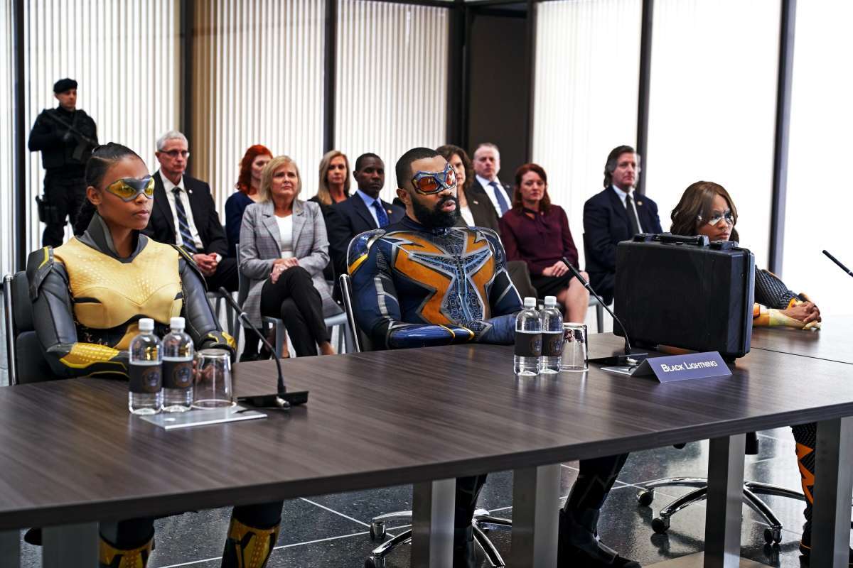 Rayo negro temporada 3 familia final