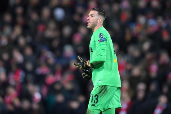 Adrián San Miguel, portero del Liverpool