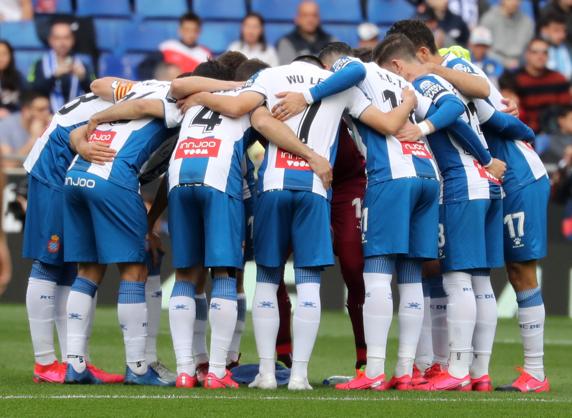 El once inicial del Espanyol ante el Atlético superó la media de los 30 años
