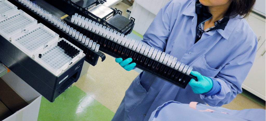 Inicia primer ensayo clínico de vacuna contra Covid-19: OMS