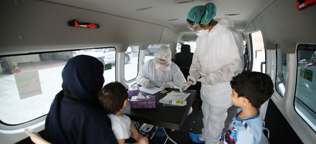 Irán reporta 66 muertos por Covid-19; esperan a expertos de la OMS