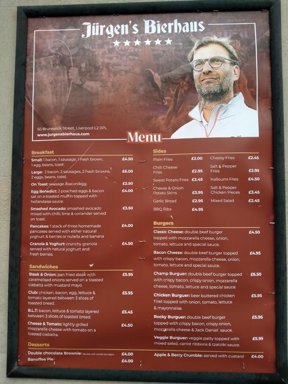 El menú del bar, con la foto del técnico alemán