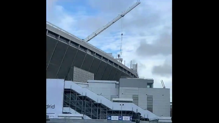 Las obras del Bernabéu no cesan pese a la crisis del coronavirus Las obras del Bernabéu no cesan pese a la crisis del coronavirus