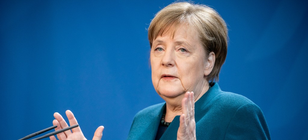 Merkel da negativo a Covid-19 en una primera prueba
