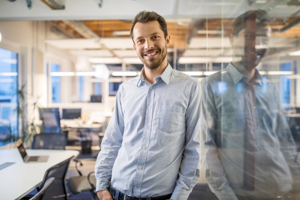 No todos los emprendedores son hombres de 30 años.