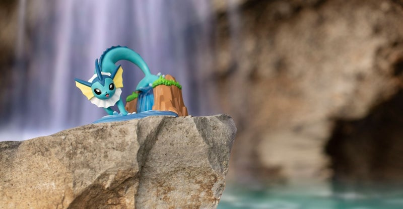 Funko_Vaporeon_Lifestyle_Desktop Funko_Vaporeon_Lifestyle_Desktop