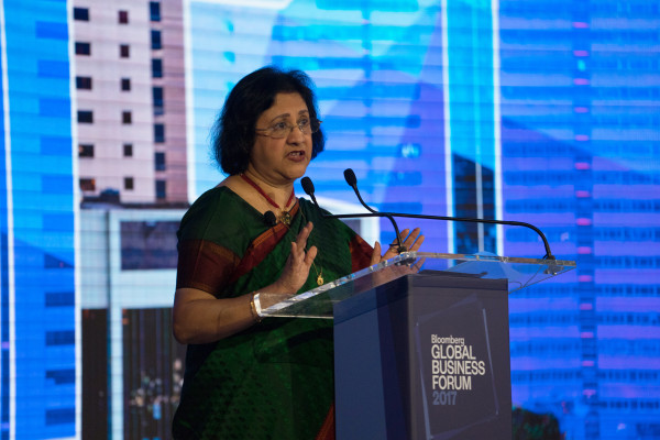 Salesforce contrata al ex banquero Arundhati Bhattacharya como presidente y CEO de negocios de India