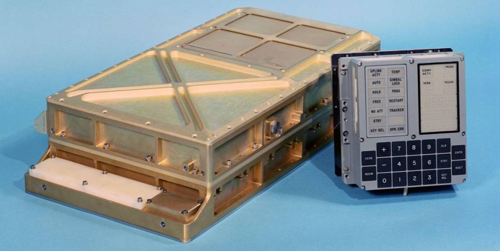 Su cargador USB-C es más potente que la computadora del Apollo 11